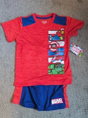 Marvel Red & Blue Boys' Superhero Tee and Shorts Set NWT